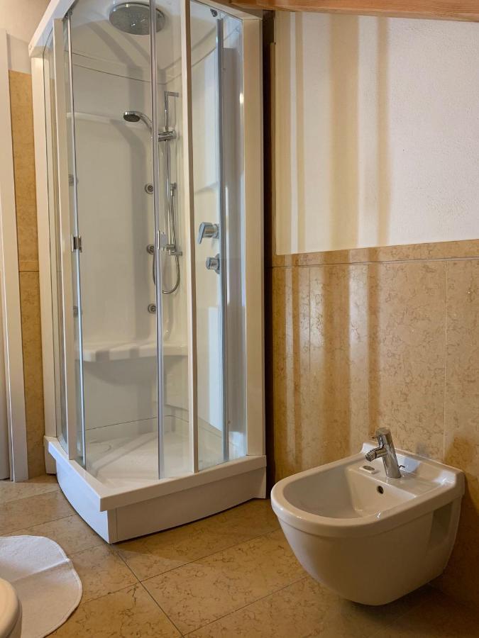 Rl - Boutique Suites & Apartments Bienno Exterior foto